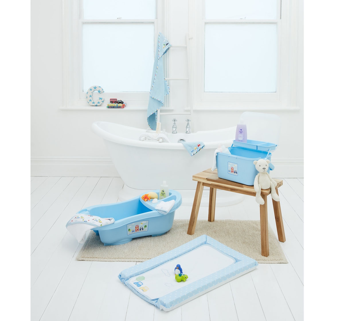 Mothercare | On The Road Bath 2