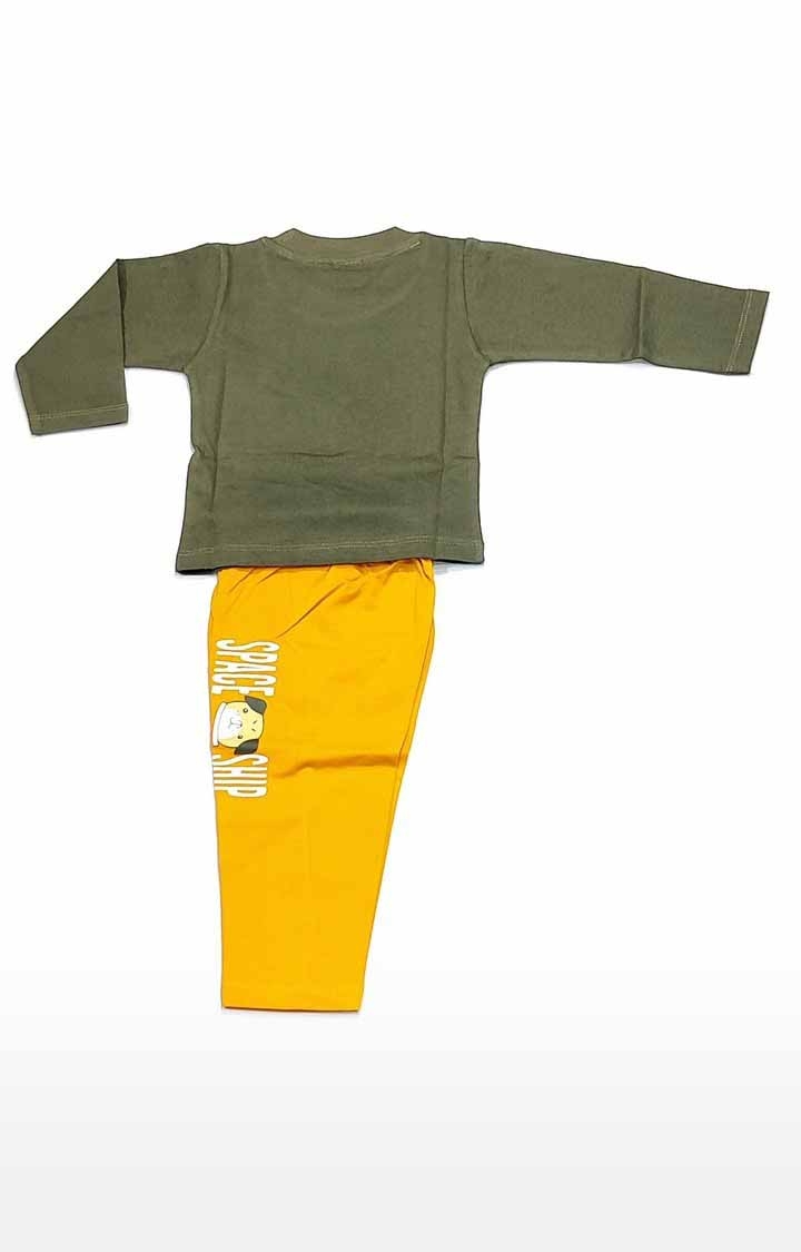 Green Stylish Pug Printed Full Sleeve T-Shirt and Pyjama Set