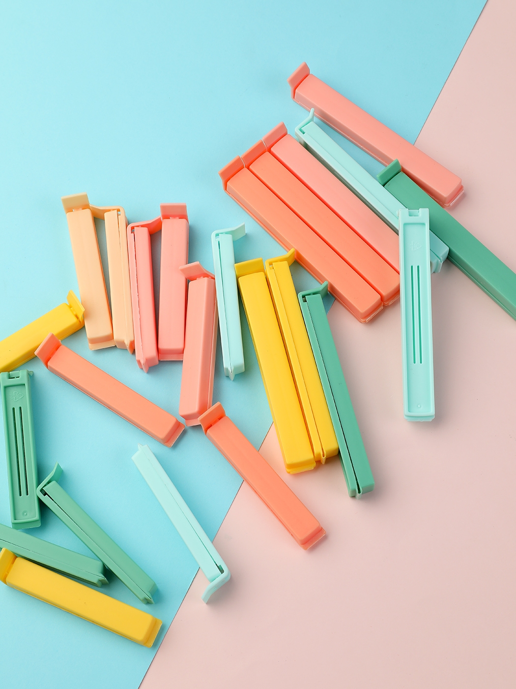 MINISO | Colorful Sealing Clips 24 Pack