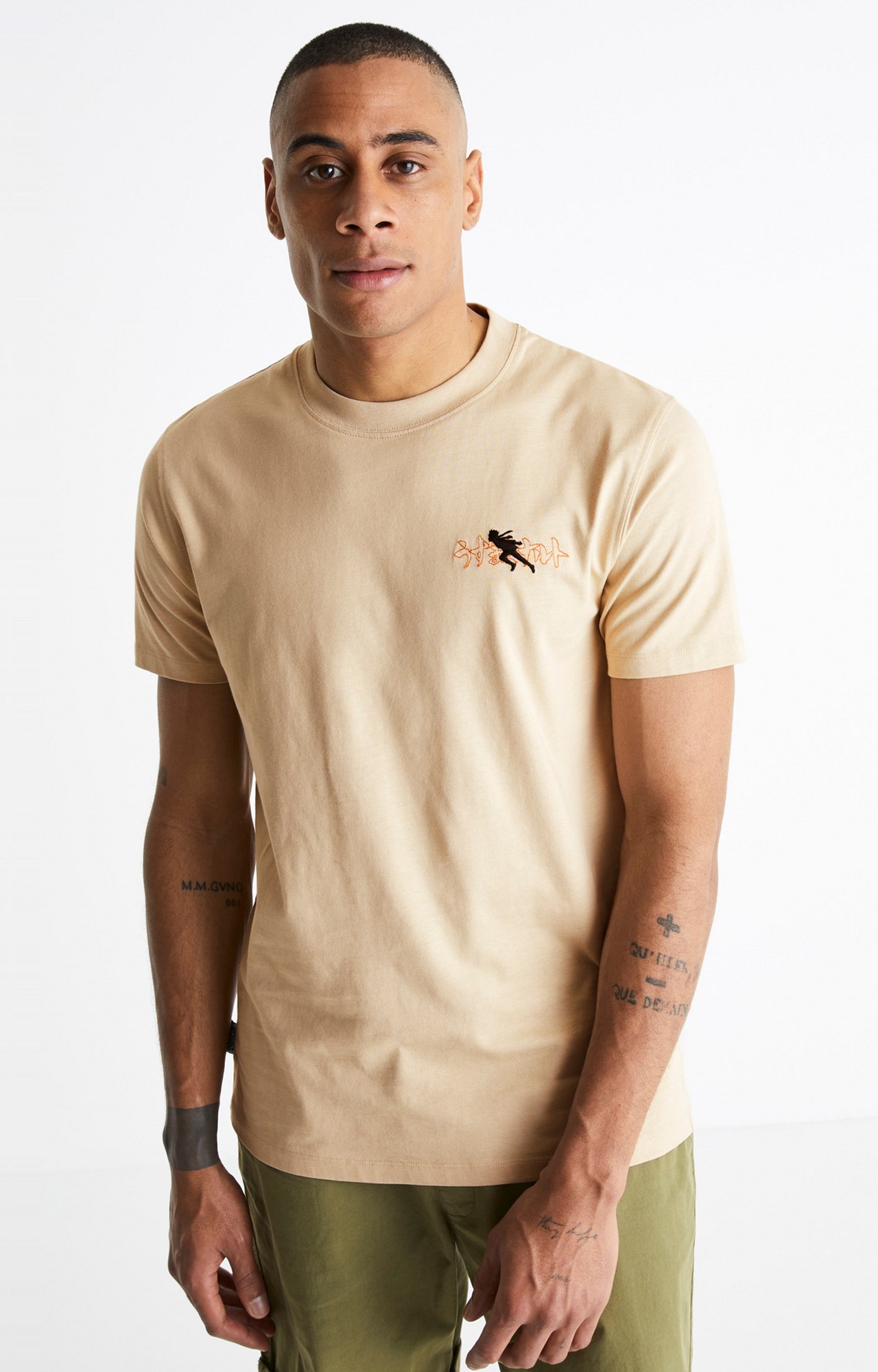 celio | Naruto Shippuden Front Printed Beige T-Shirt