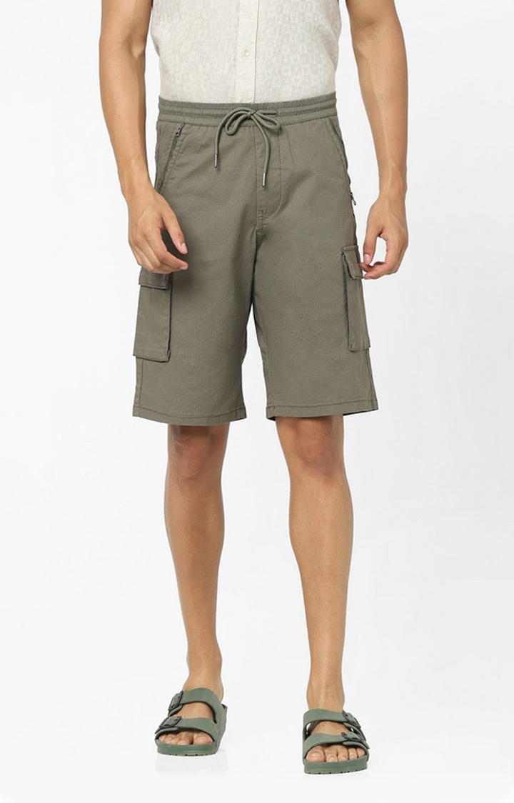 Olive Solid Regular Fit Shorts