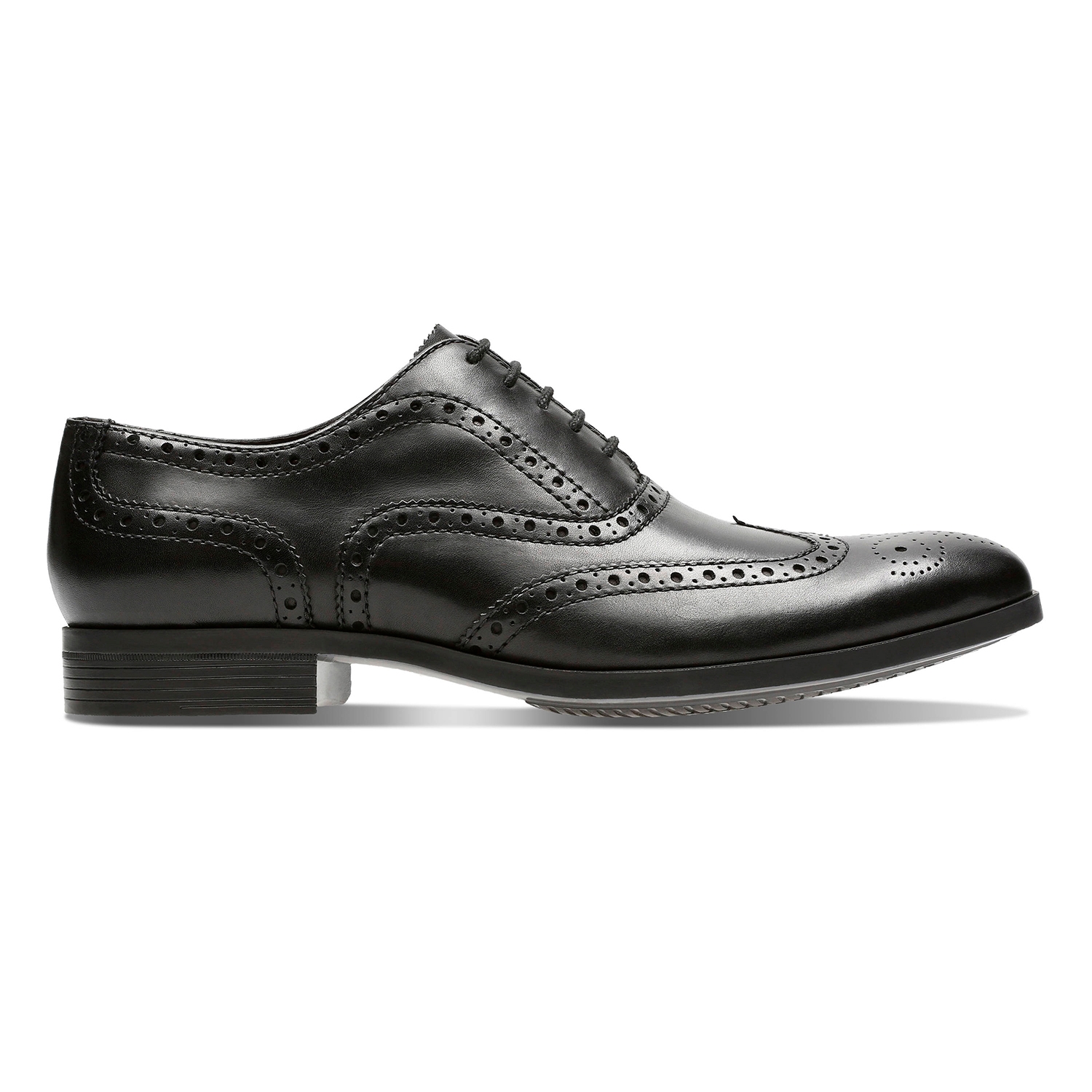 Clarks | Conwell Wing Black Leather Brogue