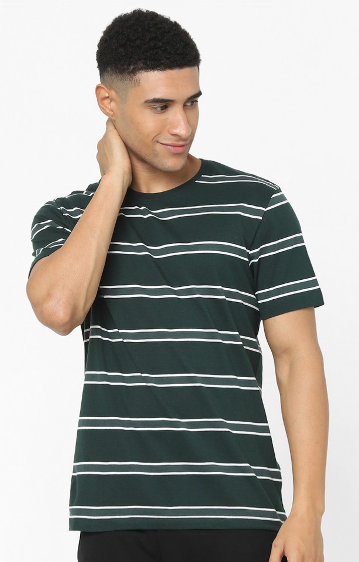 celio |  Green Horizontal Regular Fit Stripes T-Shirt