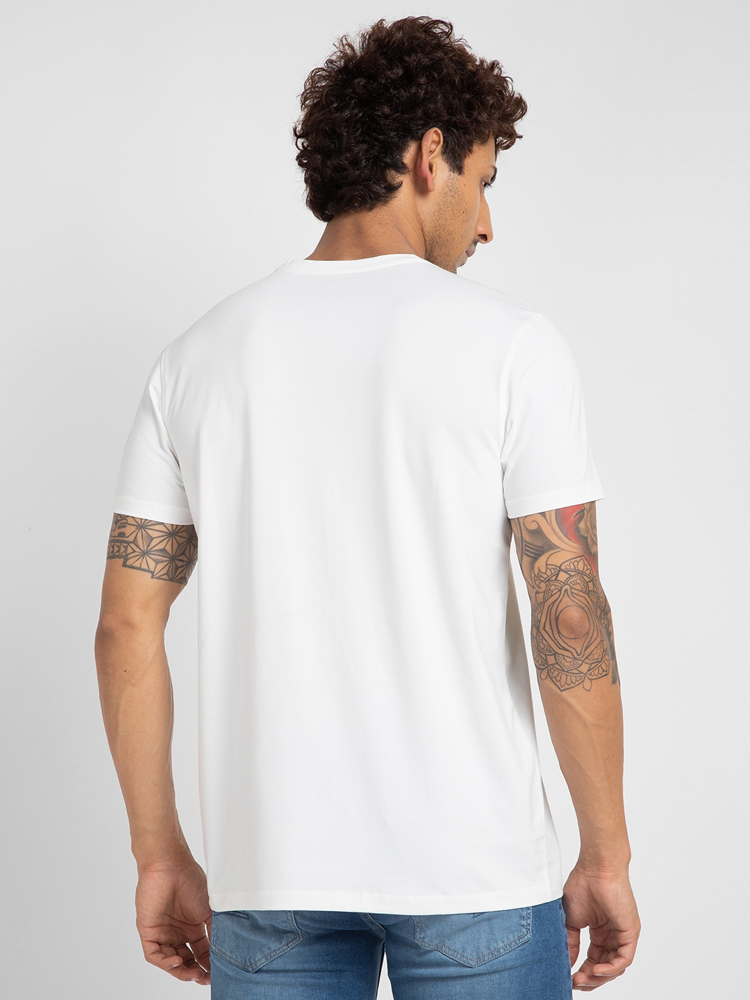 Spykar Men White Blended Slim Fit Printed Round Neck Tshirt