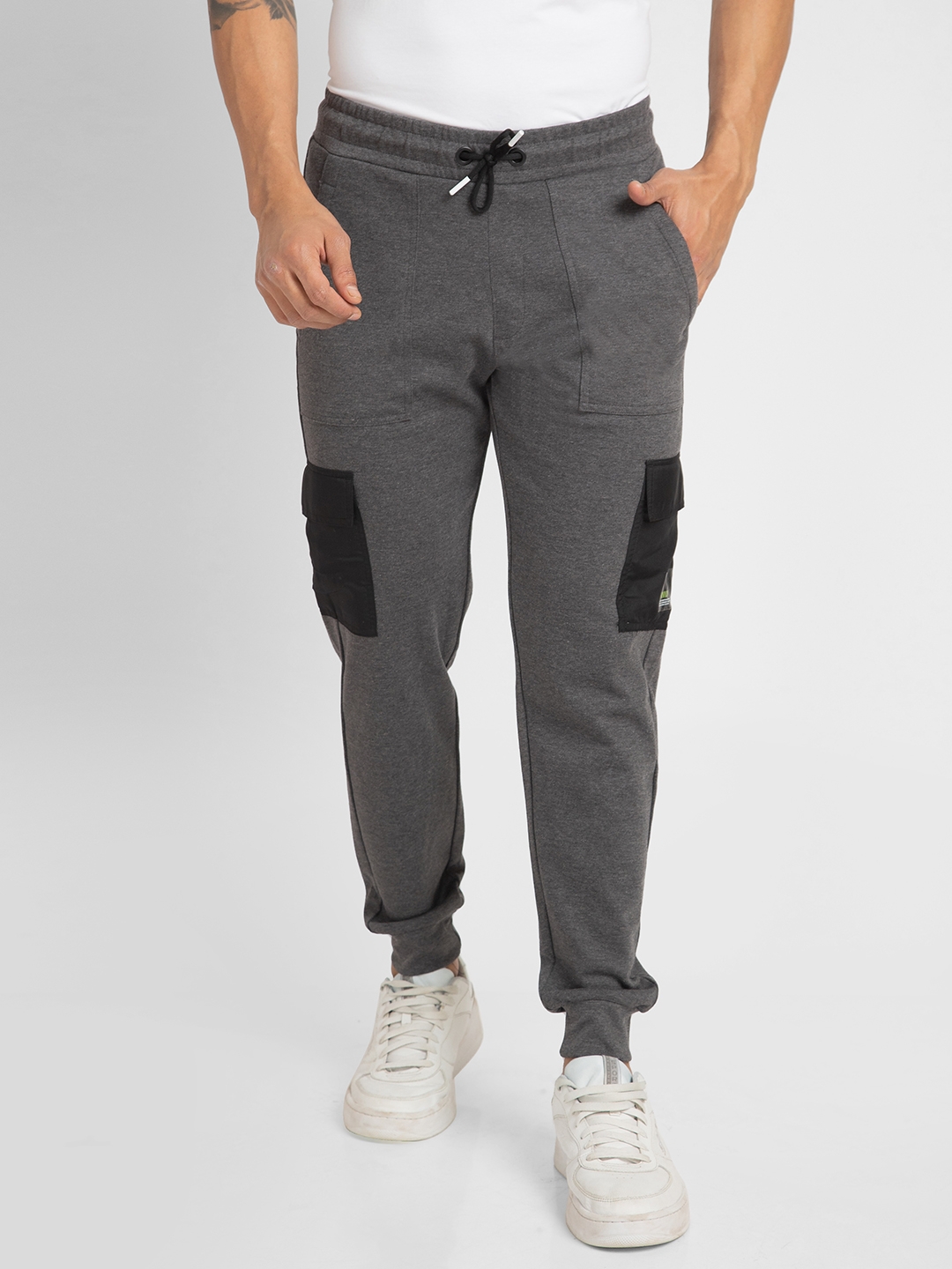 Men's Grey Blended Solid Trackpants
