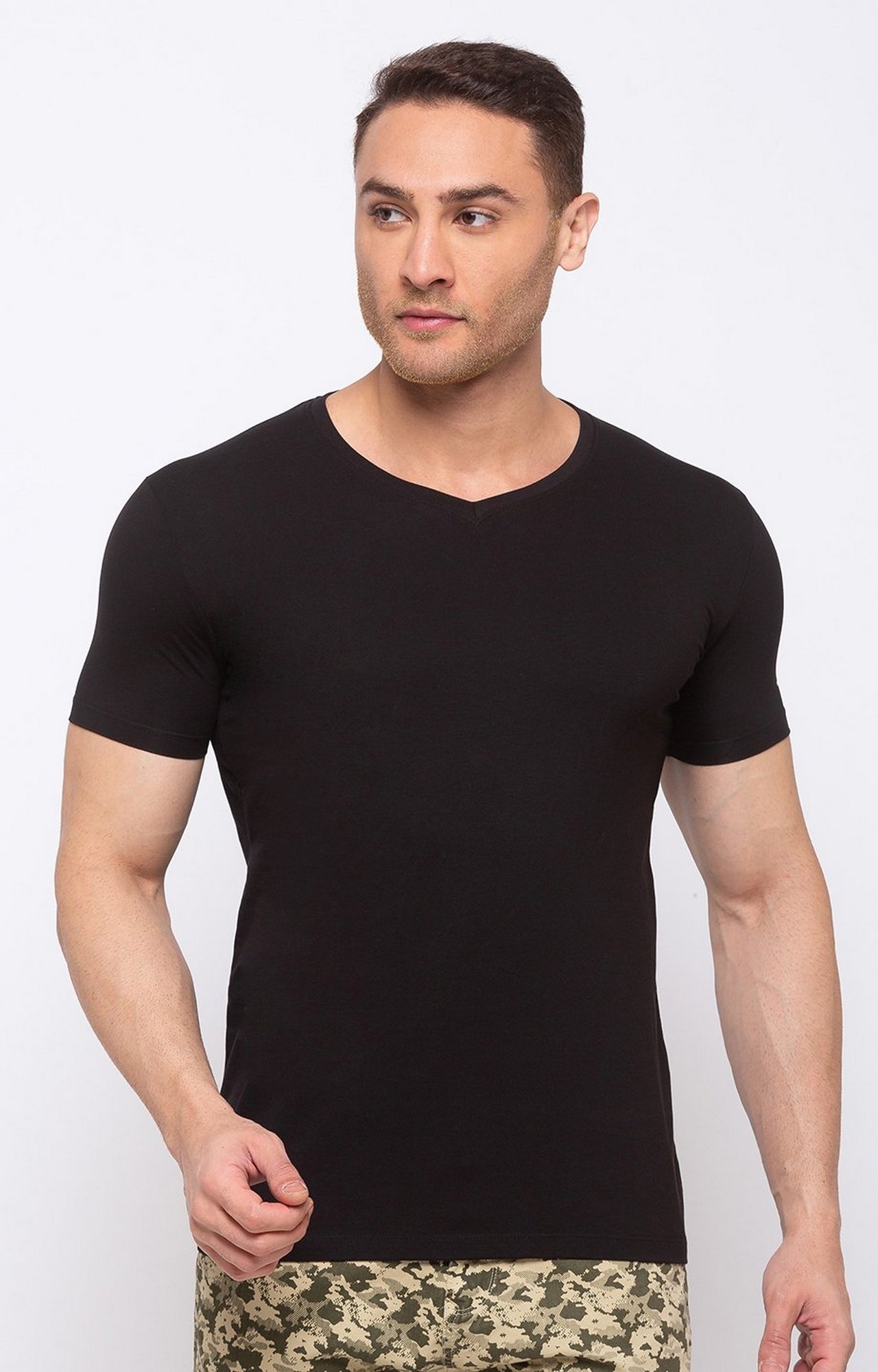 Black Cotton Solid T-Shirts