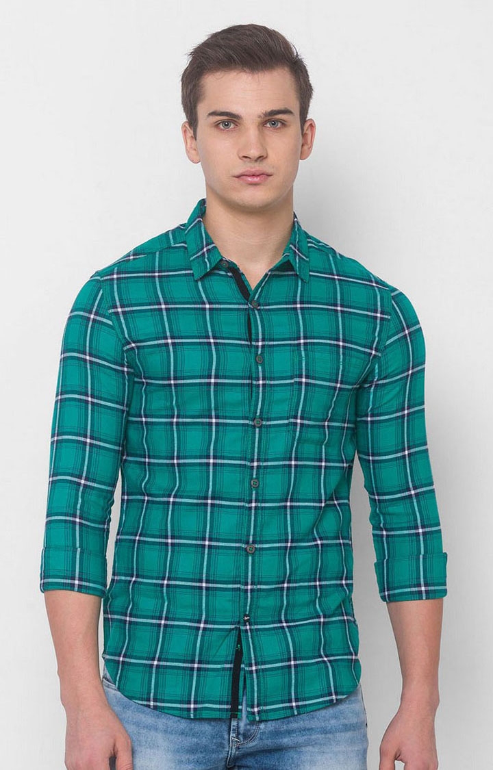 Spykar Green Cotton Slim Fit Shirts For Men
