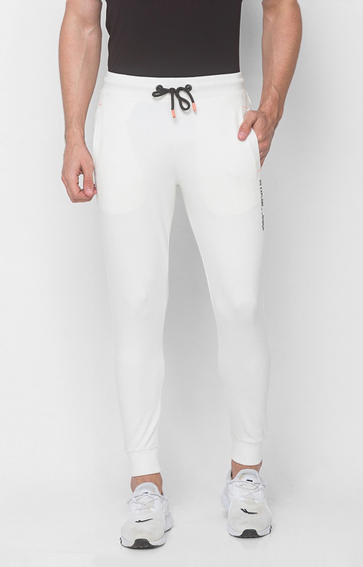 Men's White Cotton Blend Solid Casual Joggers