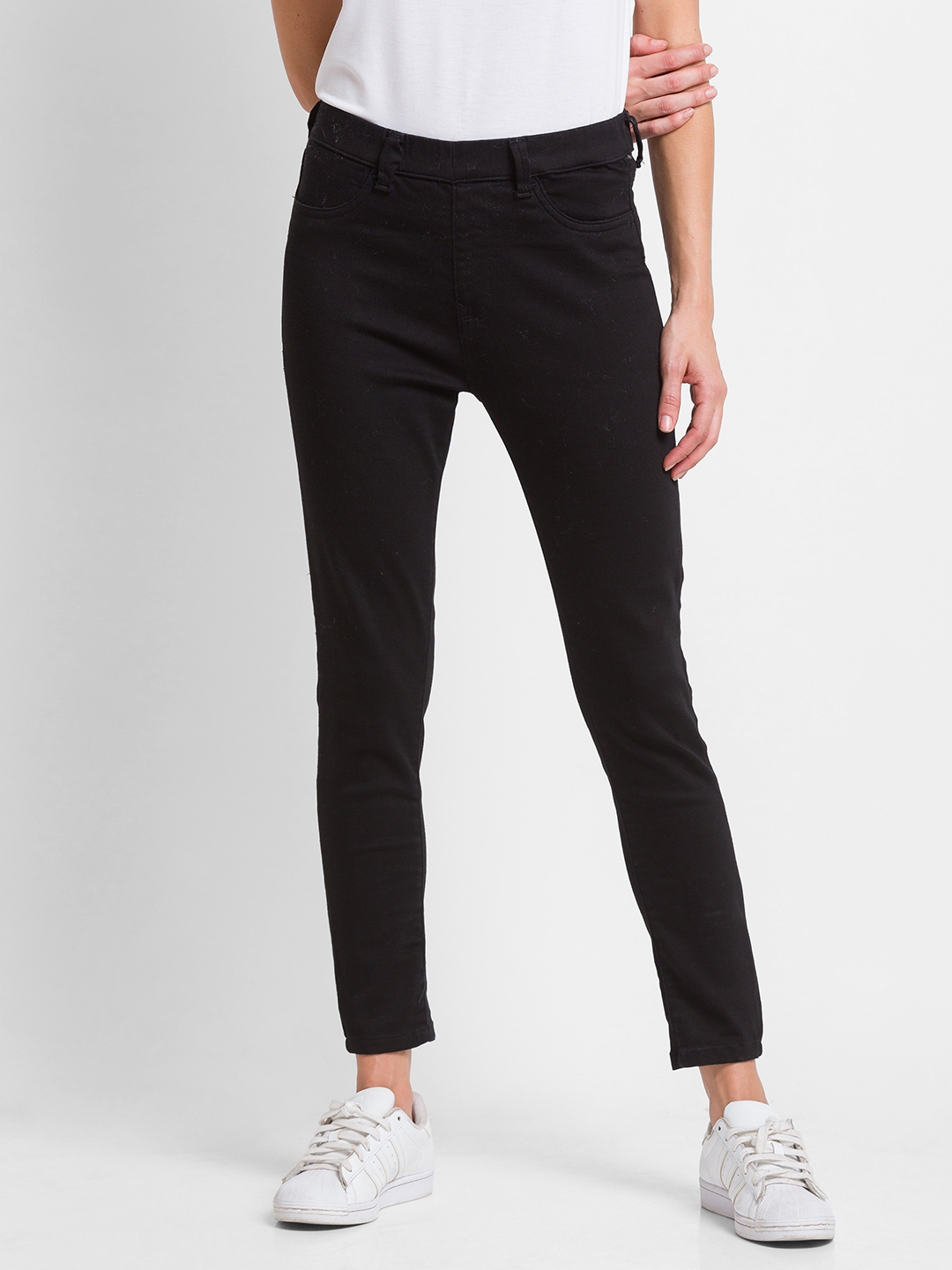 spykar | Women's Black Lycra Solid Slim Jeans