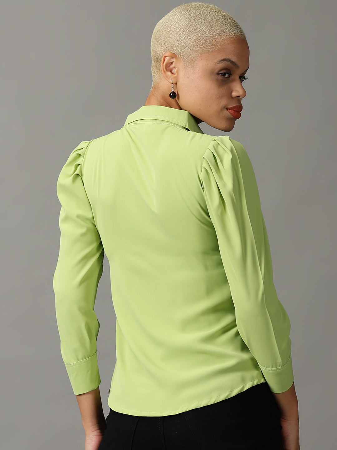 Women's Green Crepe Solid Casual Shirts