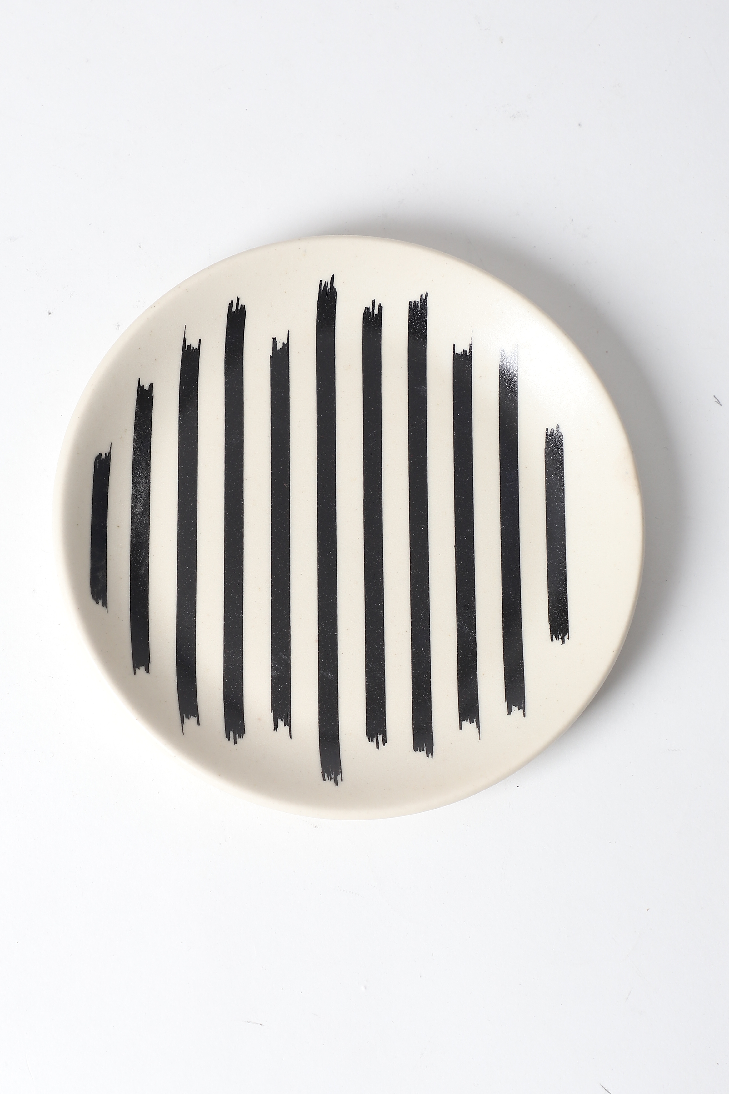 ABRAHAM AND THAKORE | Ikat Dinner Plate