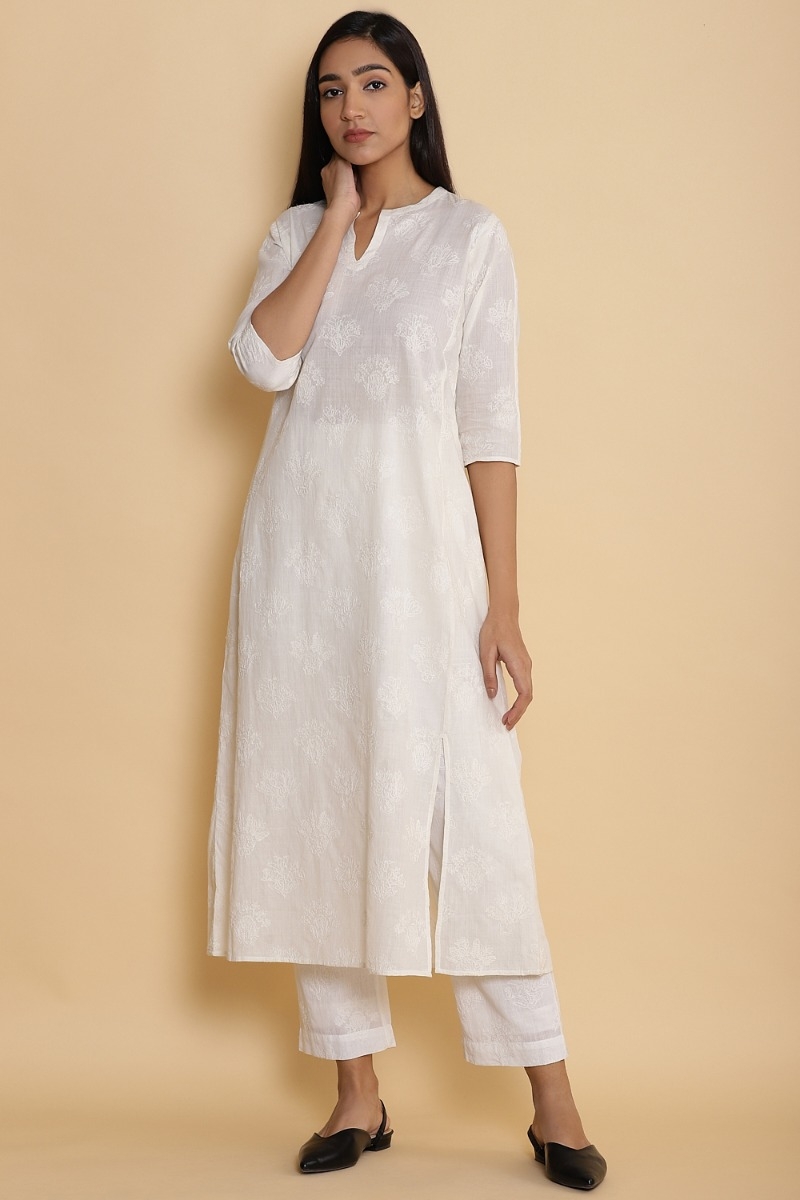 ABRAHAM AND THAKORE | Handloom Woven Cotton Embroidered Floral Kurta