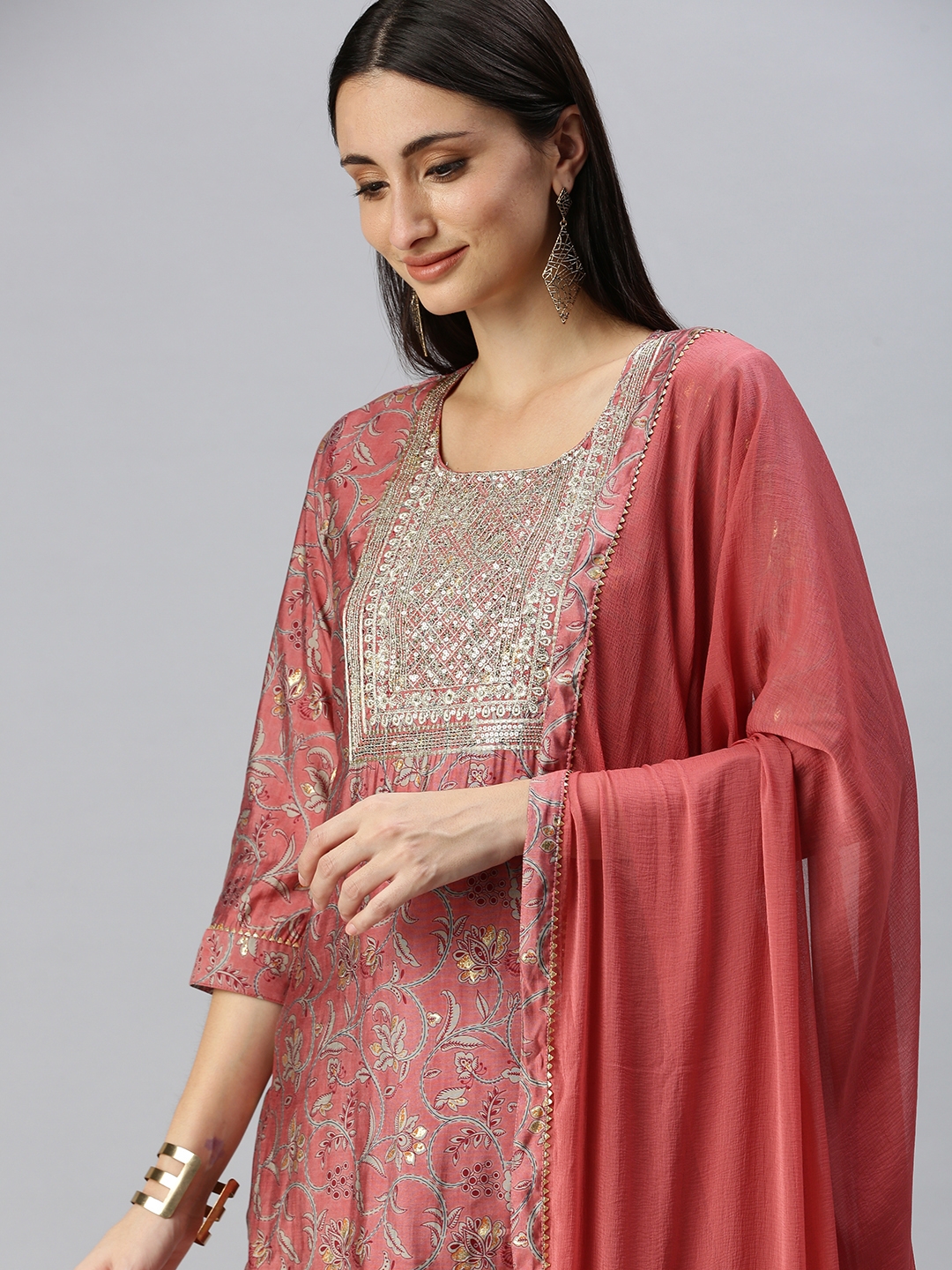 Showoff Women's Peach Floral Kurta and Trouser With Dupatta