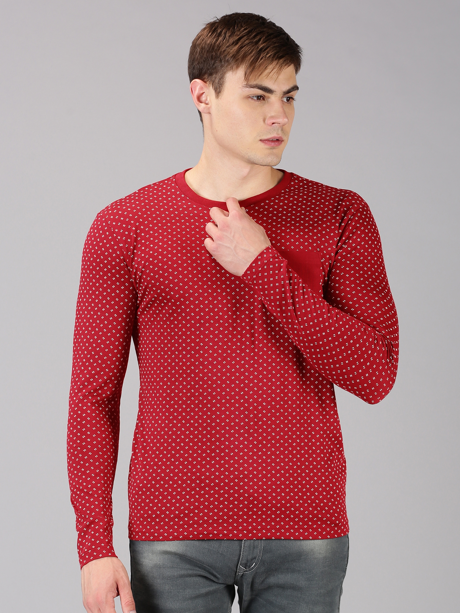 UrGear Men Red White Printed Round Neck Full Sleeve Casual T-Shirt