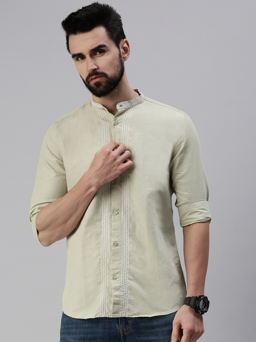 SHOWOFF Men's Casual Mandarin Collar Olive Solid Shirt