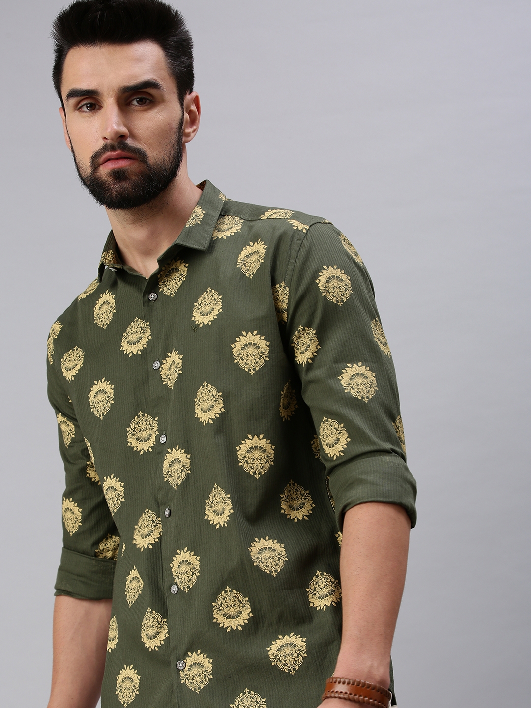 Showoff | SHOWOFF Men's Casual Cutaway Collar Olive Printed Shirt