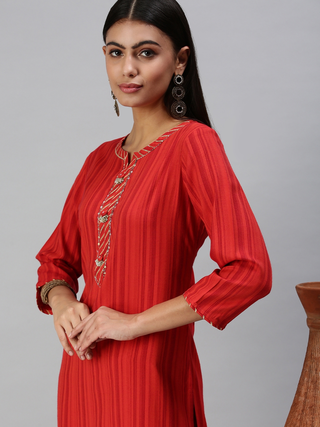Showoff | Showoff Women's Casual Round Neck Red Striped Straight Kurta