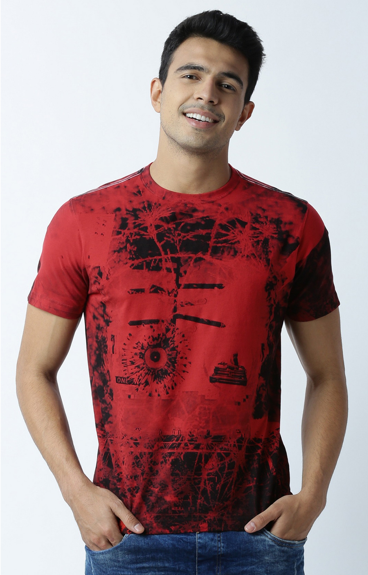 HUETRAP | Fiery Eyed And Red Printed Tee