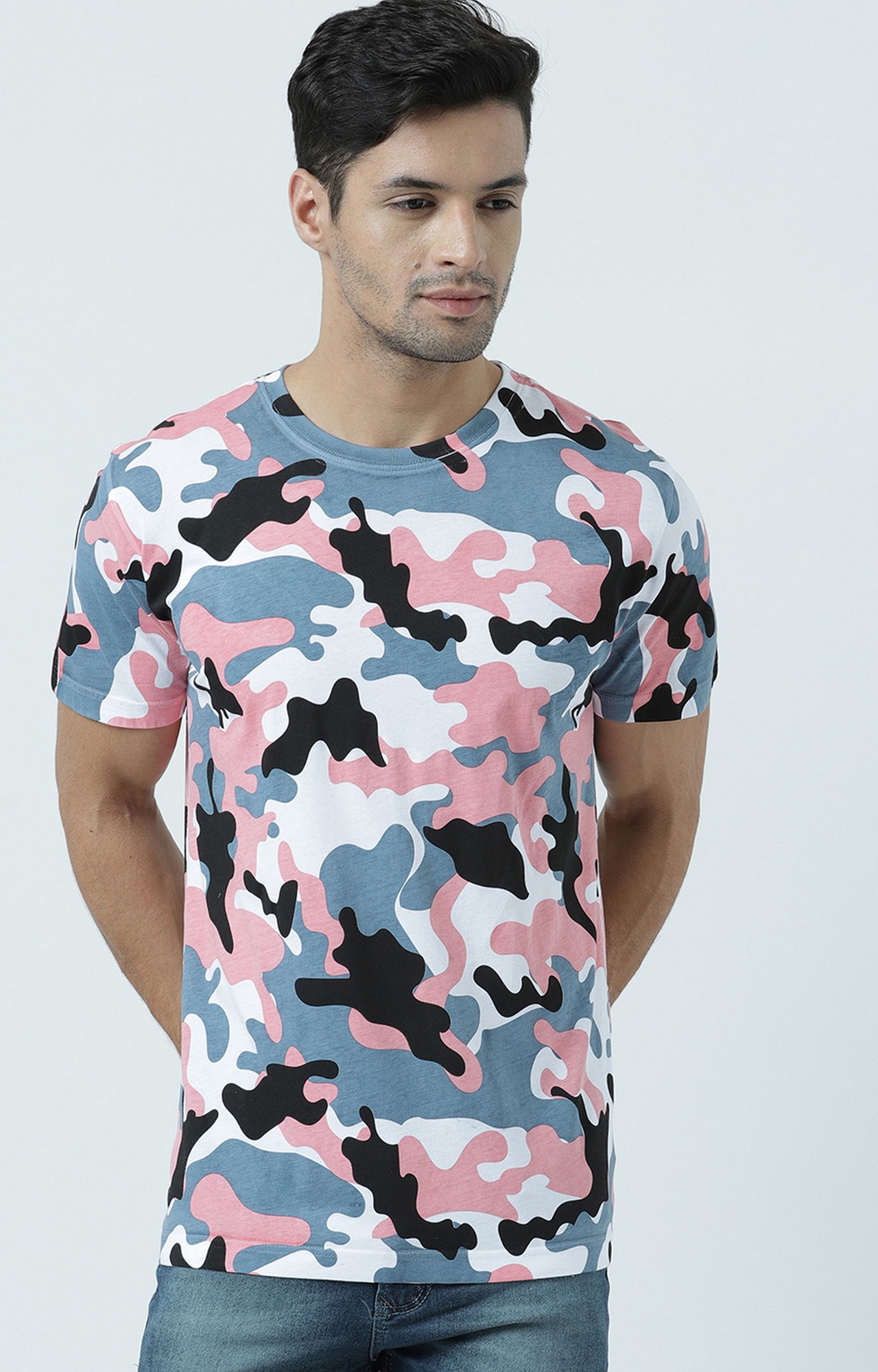HUETRAP | White Make The Best Of Your Time Round Neck Camouflage Printed T-shirt 