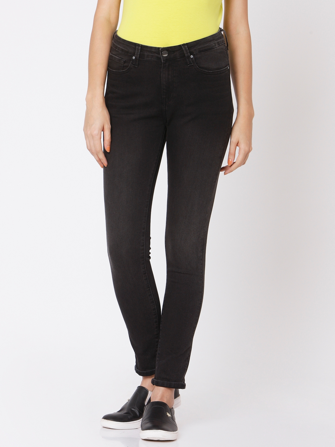 Spykar Black Cotton Skinny Fit Regular Length Jeans For Women