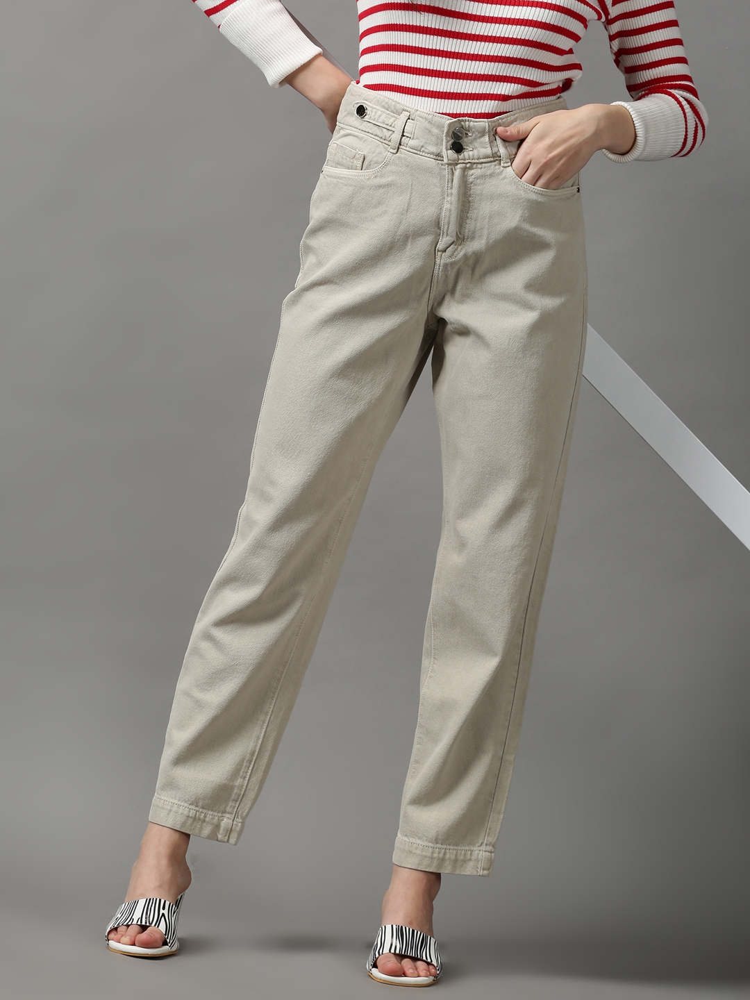 SHOWOFF Women's Clean Look Regular Fit Beige Denim Jeans