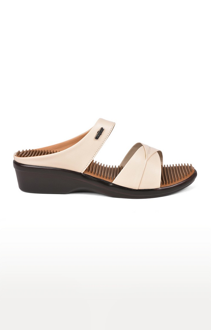 Senorita by Liberty Women Cream Heel Sandals