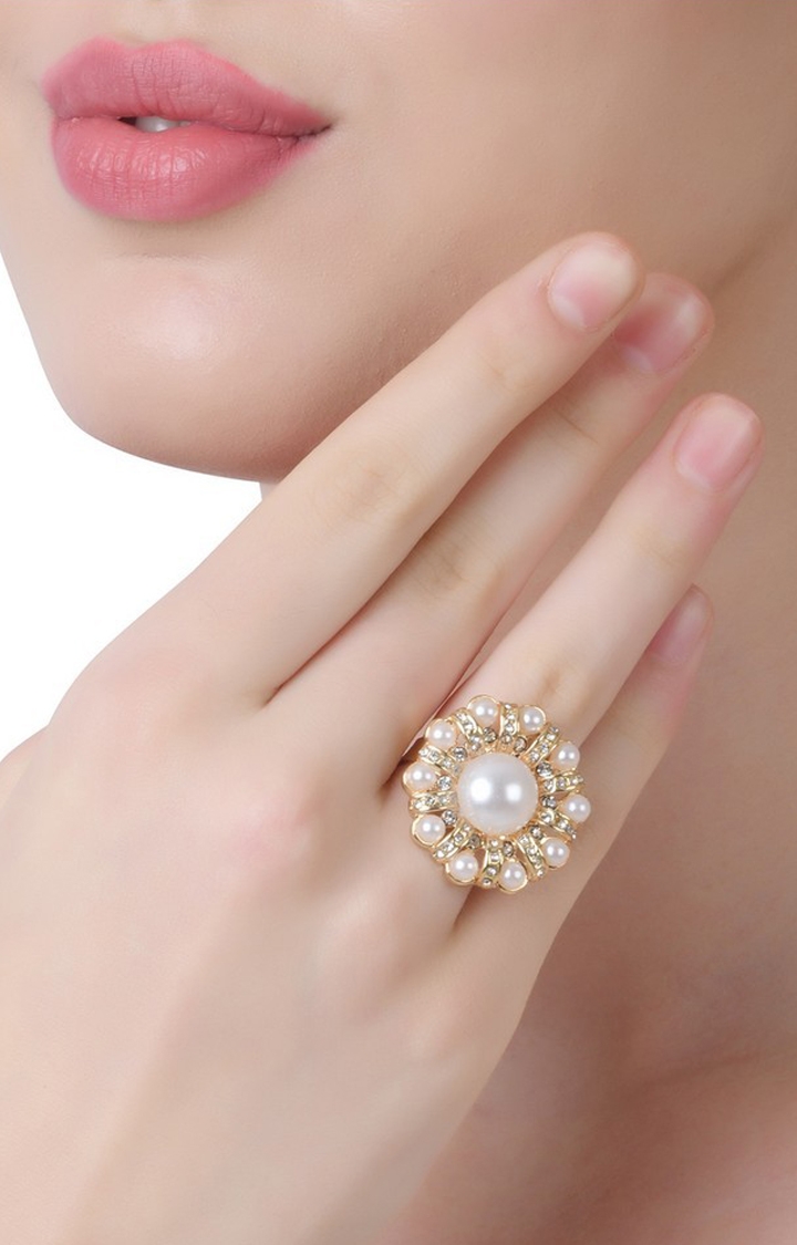 Lilly & sparkle | Lilly & Sparkle Gold toned crystal and pearl studded adjustable cocktail ring
