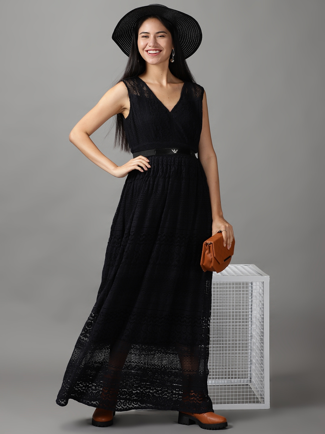 Women's Black Cotton Solid Dresses