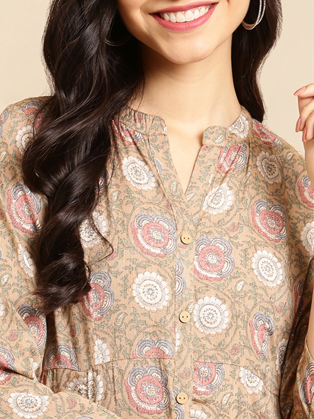 SHOWOFF Women's Mandarin Collar Floral Beige Anarkali Kurta