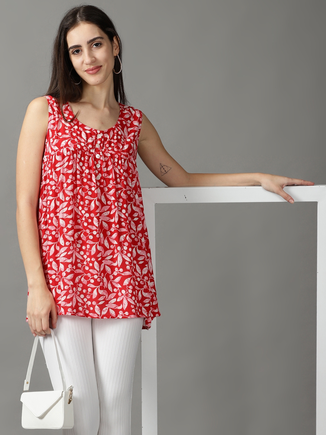 Women's Red Viscose Rayon Printed Tops