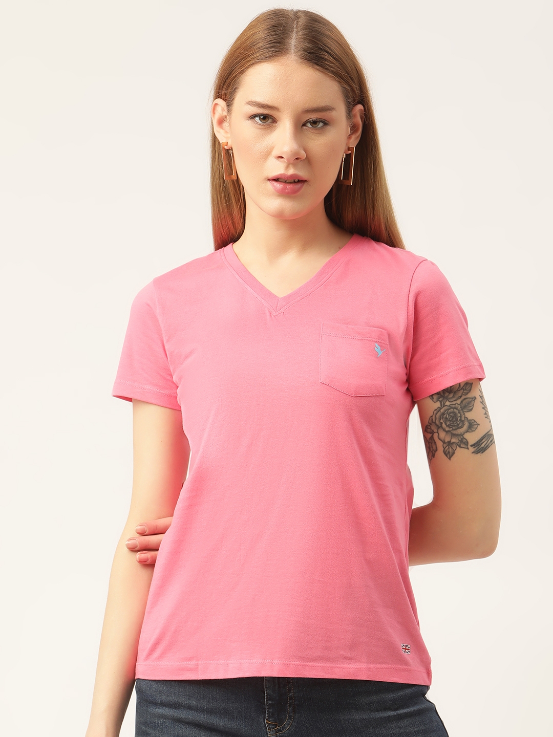Am Swan | Pink Solid V-Neck T-Shirt