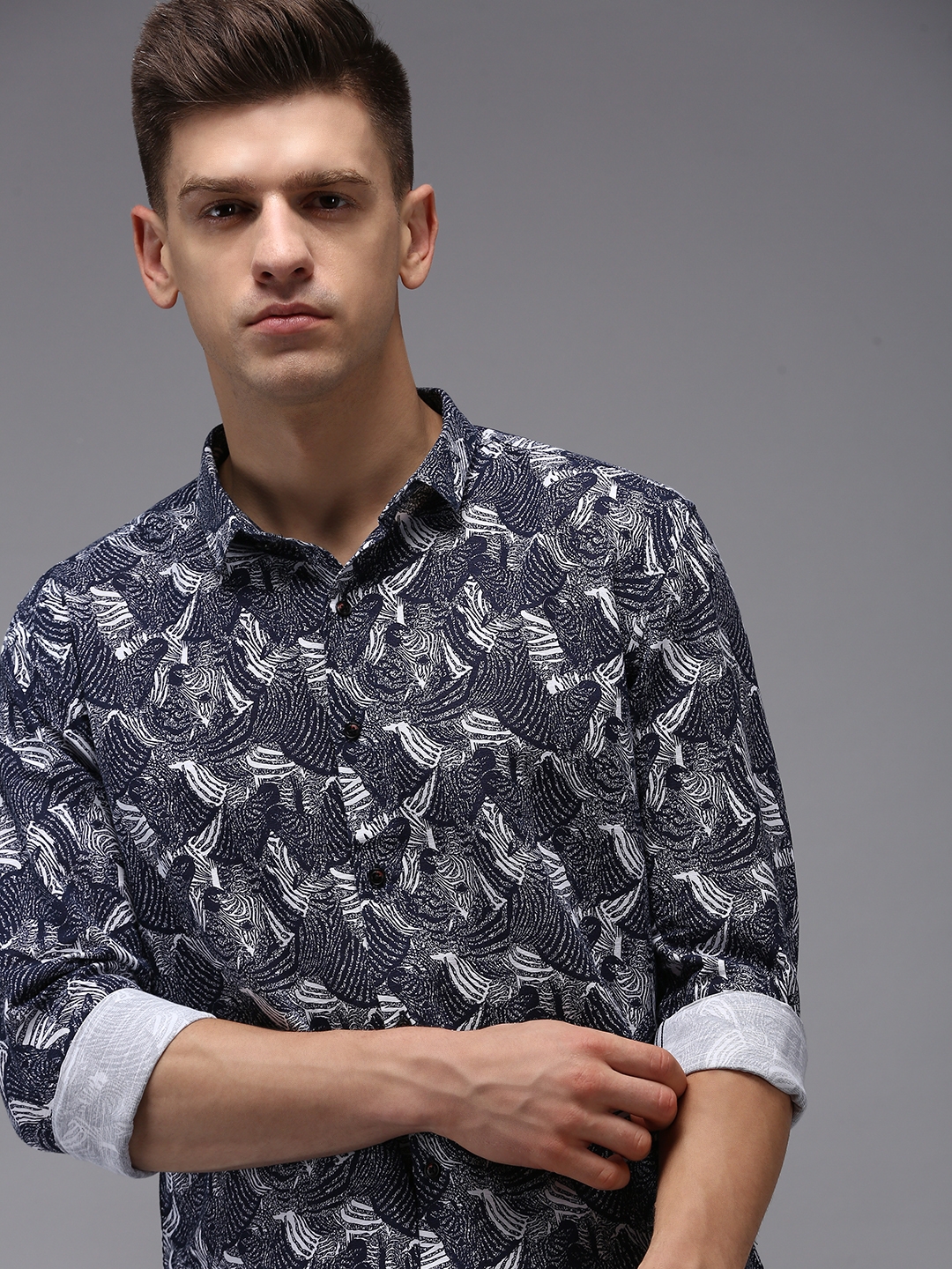 SHOWOFF Men's Navy Blue Spread Collar Abstract Print Comfort Fit Shirt