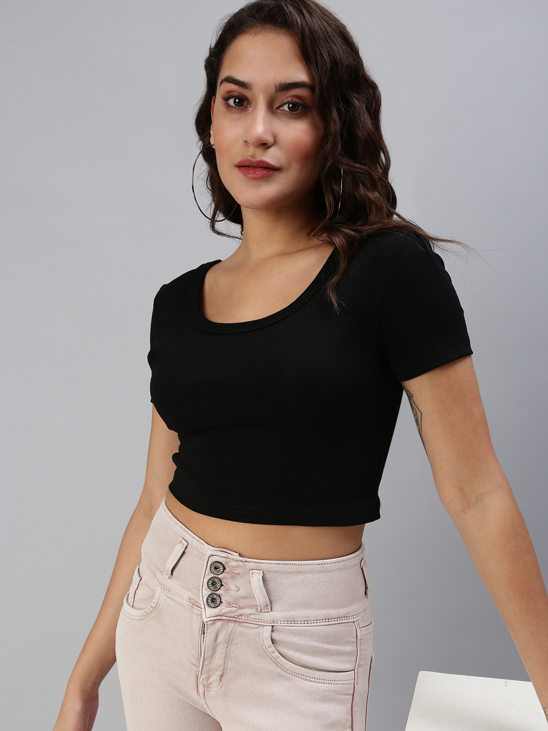 SHOWOFF Women's Solid Fitted Black Round Neck Crop Top
