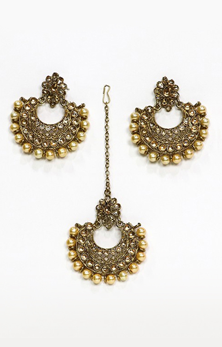 Gold Plated Copper Earrings Mang Tika Set