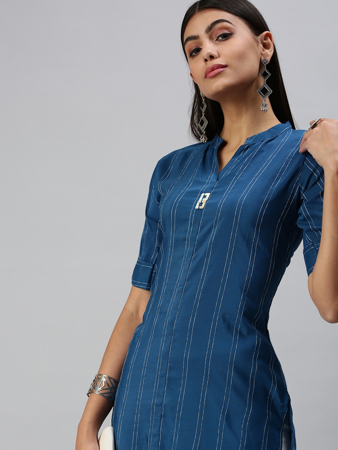 Showoff | Showoff Women's Casual Mandarin Collar Blue Straight Kurta
