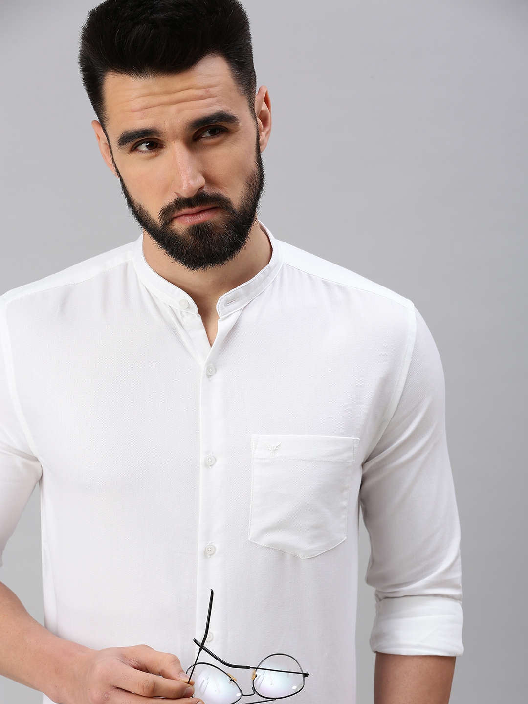 Men's White Polycotton Solid Casual Shirts