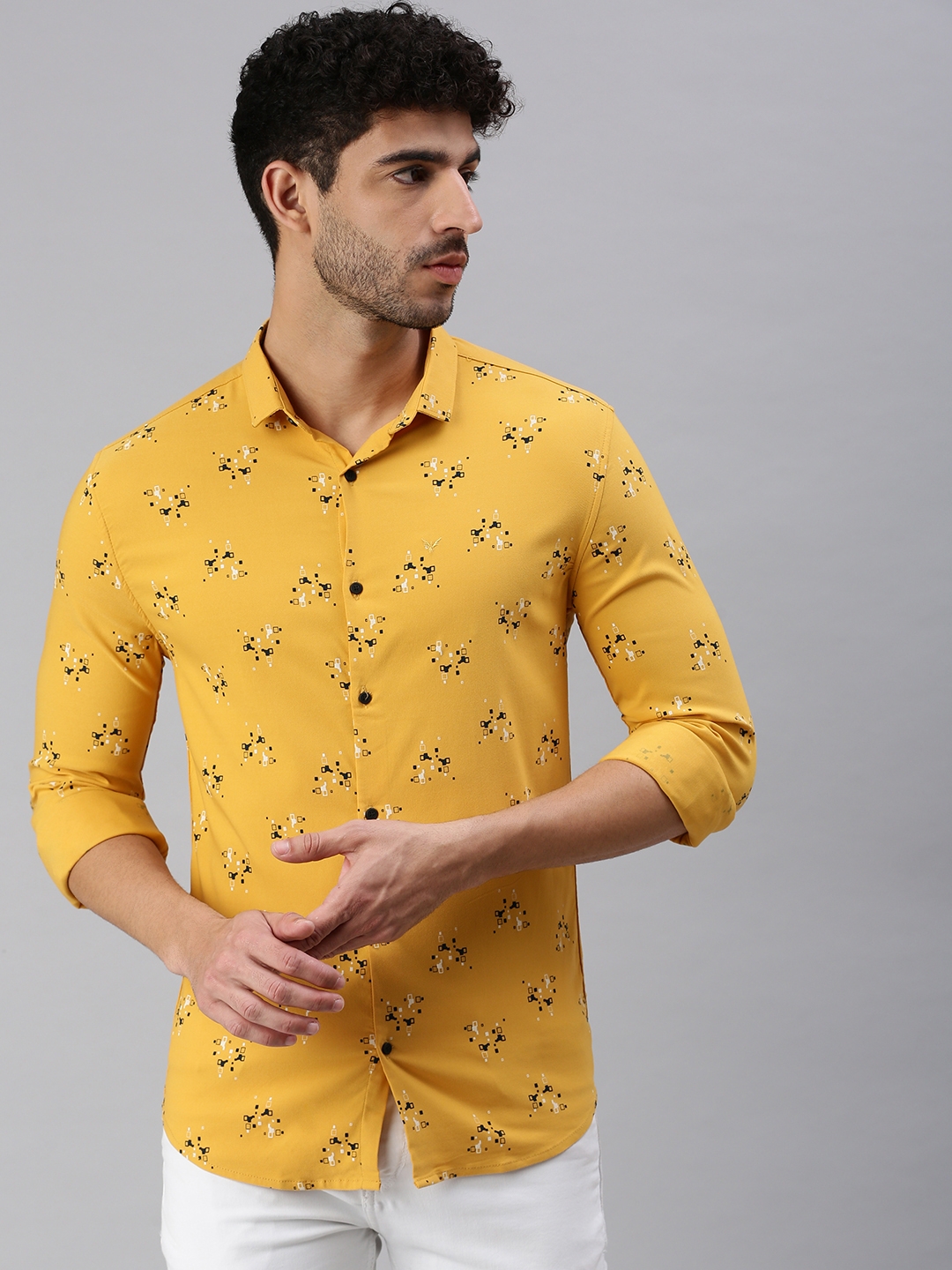 Showoff | SHOWOFF Men's Roll-Up Sleeves Yellow Geometric Shirts 1