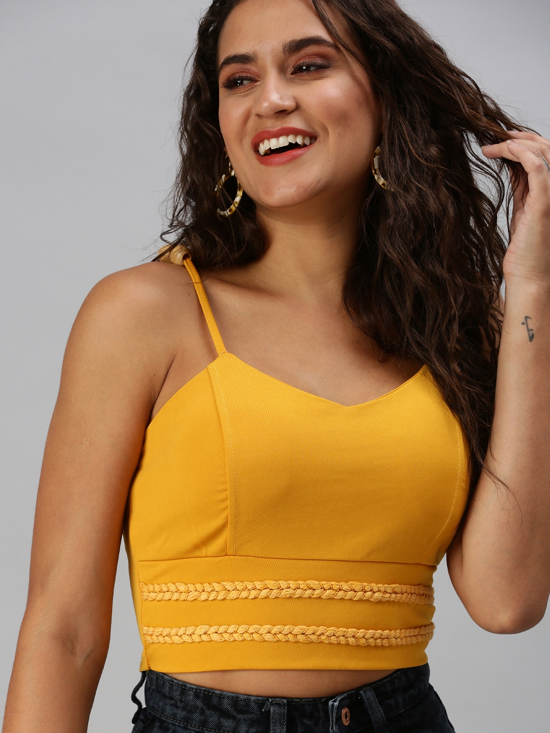 Showoff | SHOWOFF Women's Sweetheart Neck Solid Mustard Crop Top