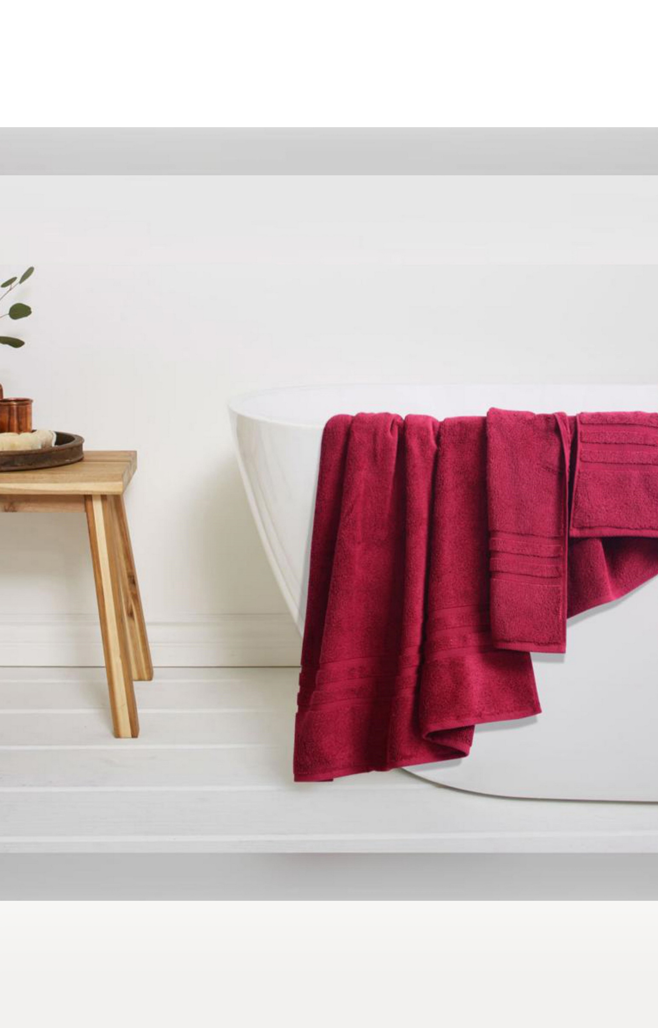 Sita Fabrics | Sita Fabrics Premium Cotton Super Soft Zero Twist Yarn Very Airy 600 GSM Bath Towel - Red - (24x48 Inch)