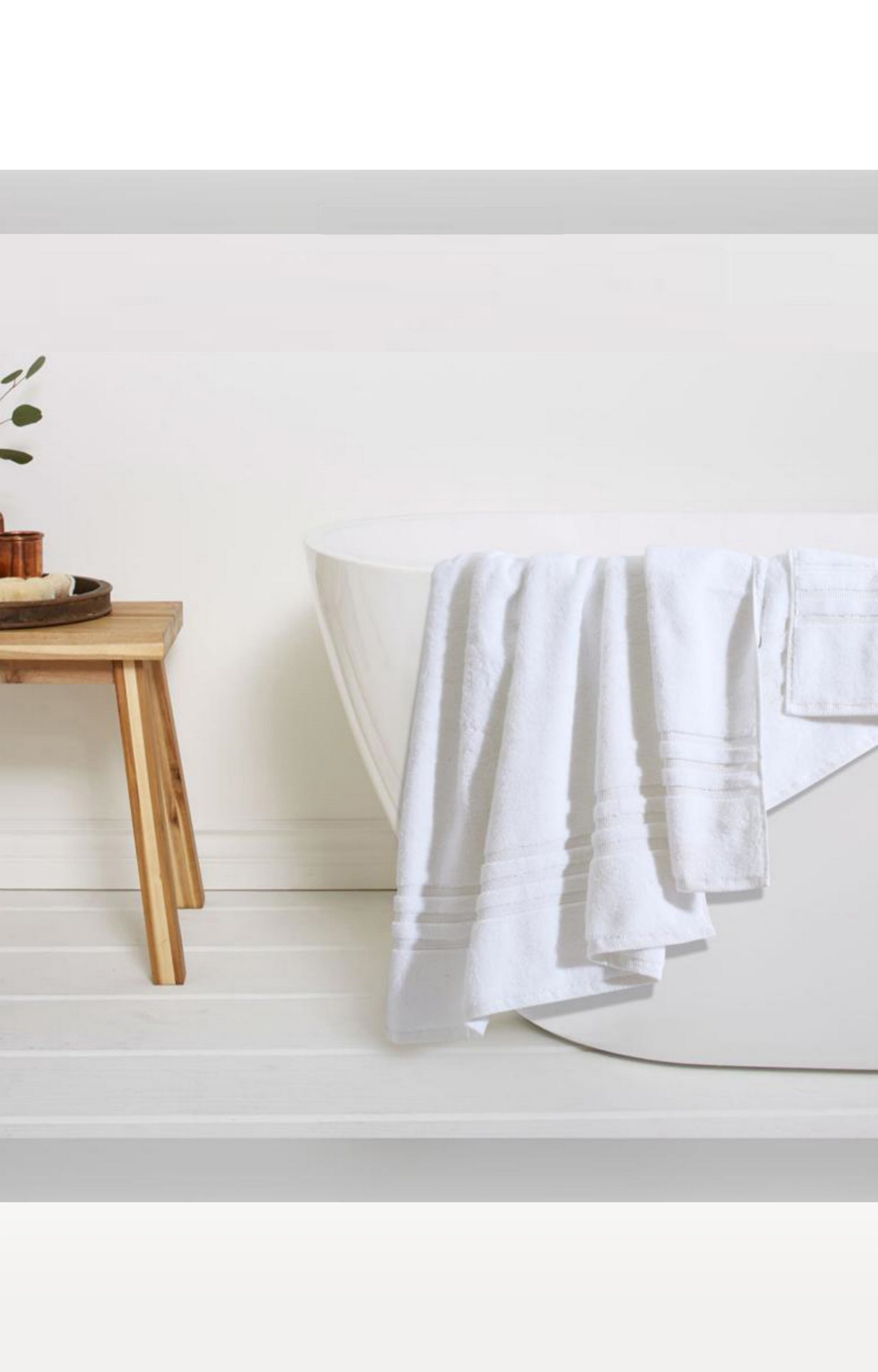 Sita Fabrics | Sita Fabrics Premium Cotton Super Soft Zero Twist Yarn Very Airy 600 GSM Bath Towel - White - (24x48 Inch)