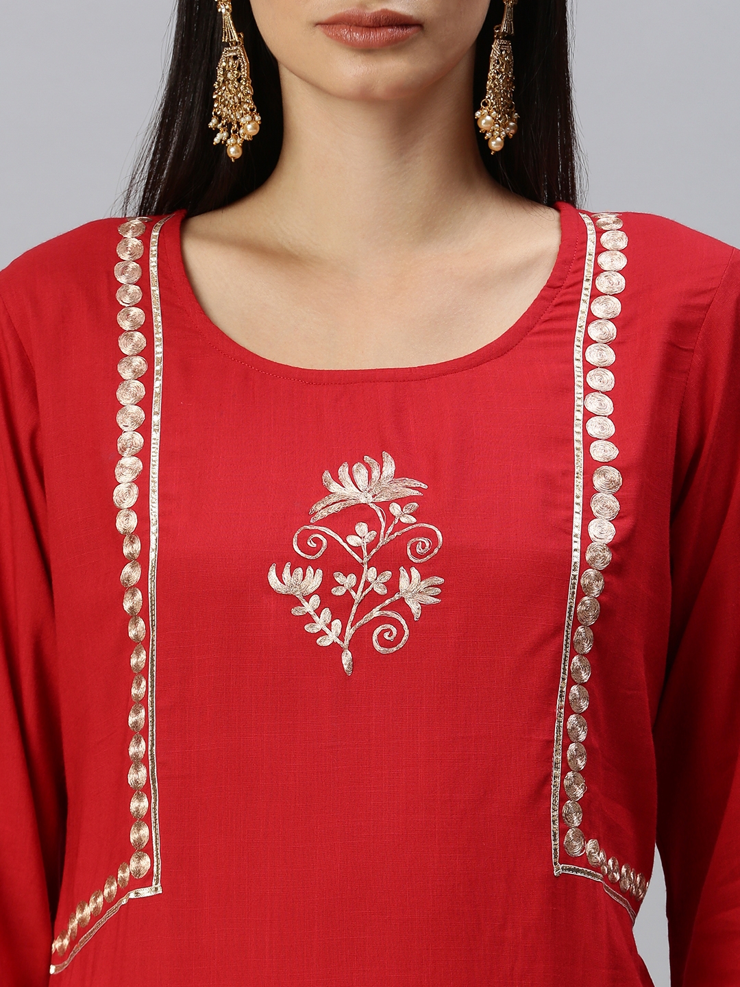 Showoff Women's Red Solid Kurta and Trouser