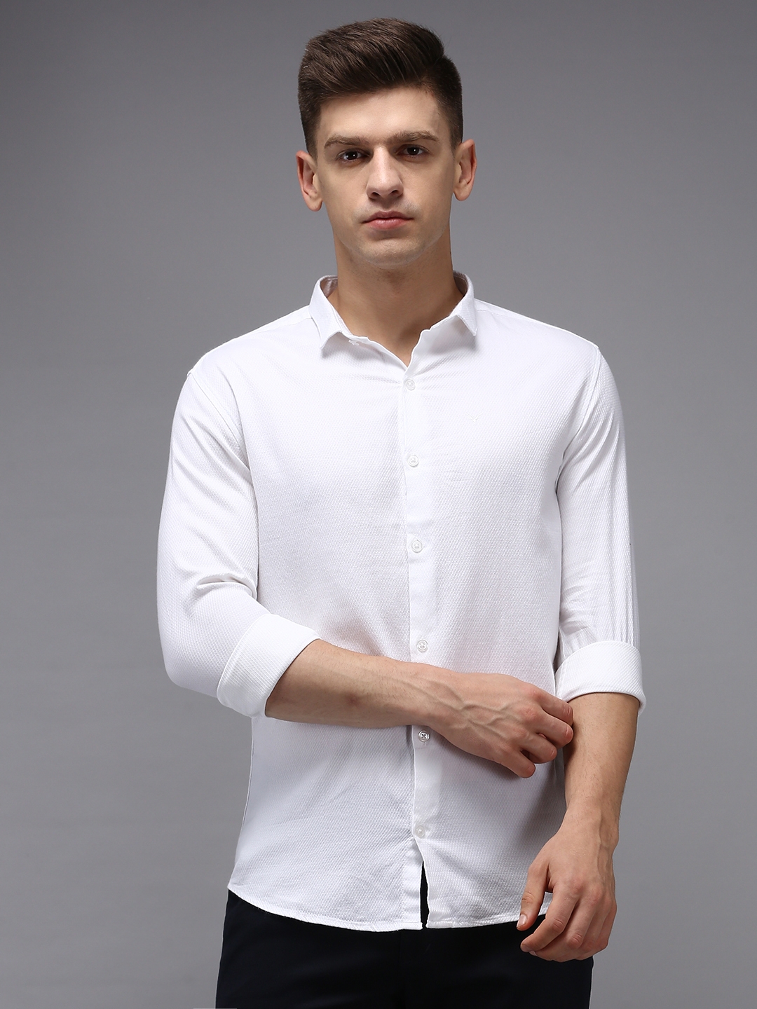 Buy SHOWOFF Men's White Spread Collar Solid Comfort Fit Shirt - Showoff ...