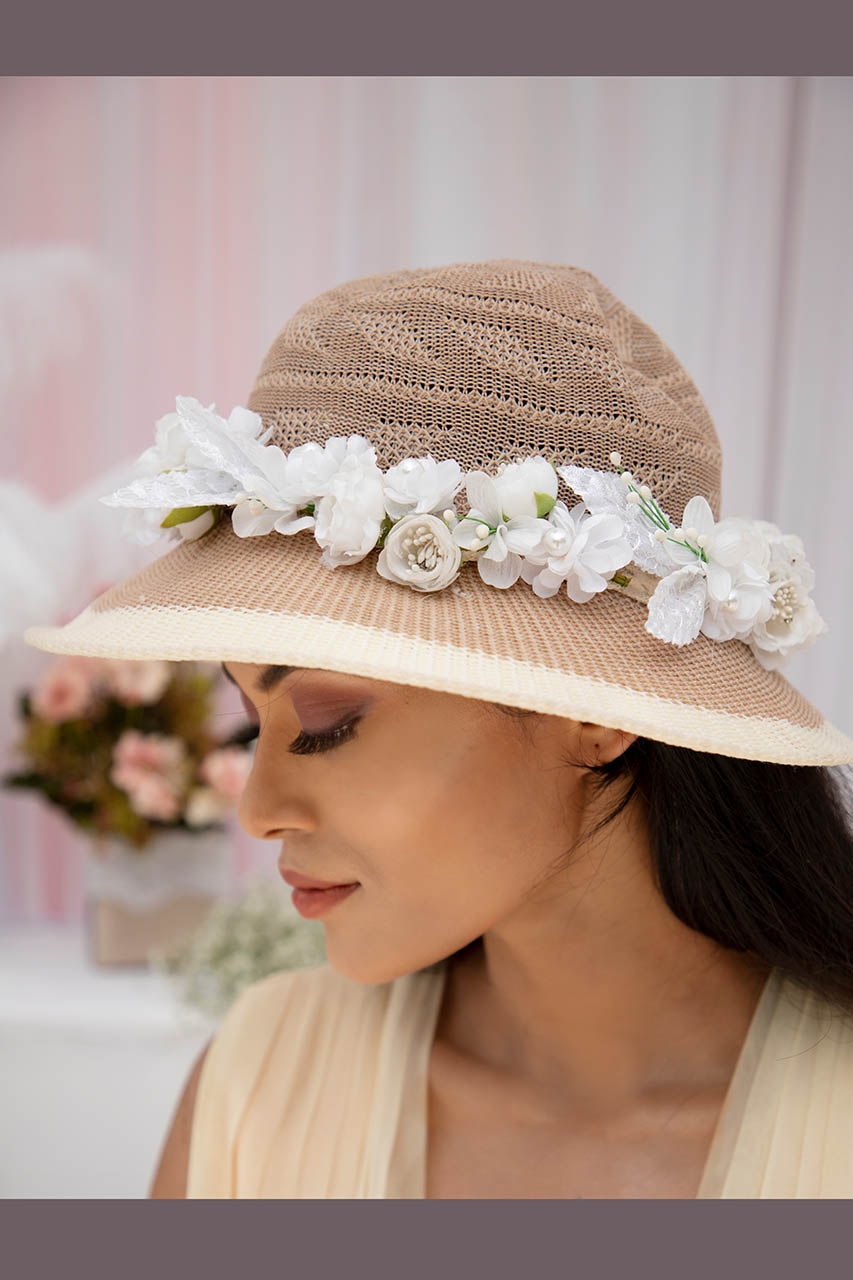 Floral hat with white flowers