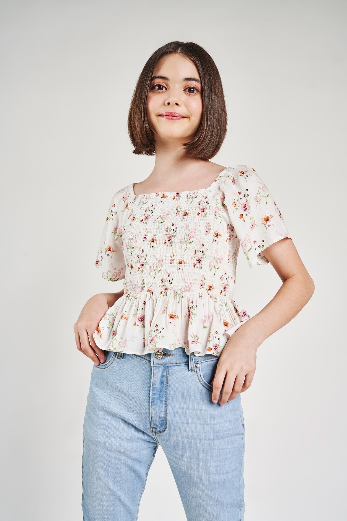 AND | White Floral Printed Smocking Top