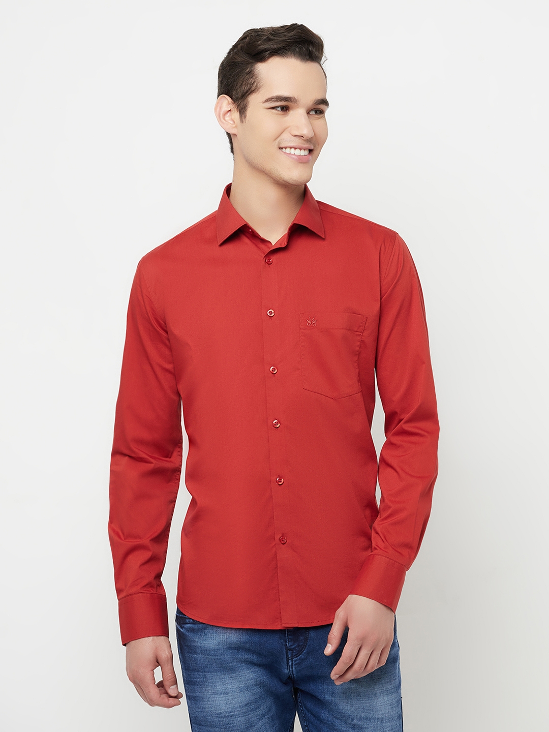 Crimsoune Club Men Red Solid Shirt