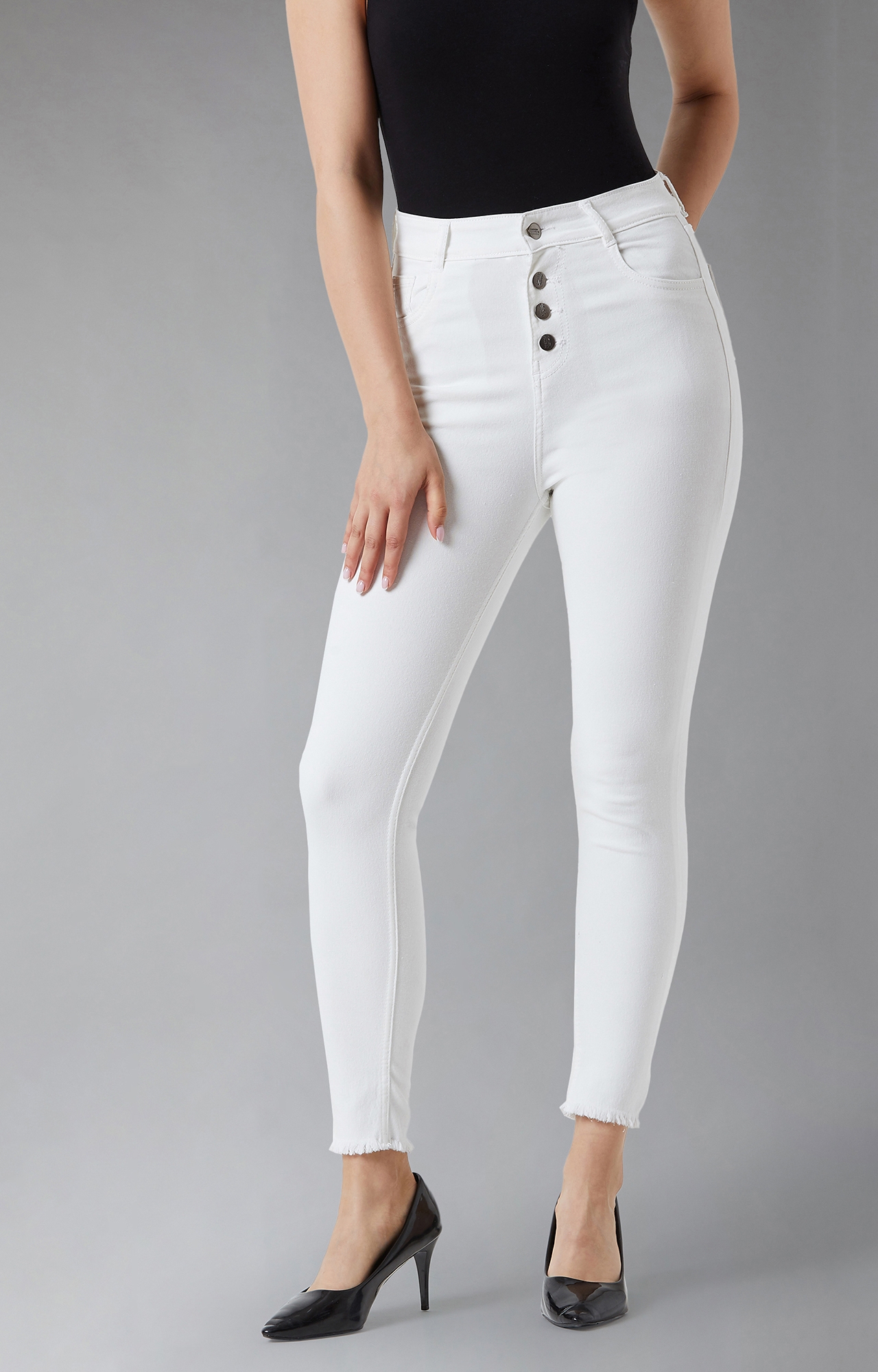 Dolce Crudo | Women's White Skinny Fit High Rise Cropped Raw Edge Detailing Stretchable Denim Jeans