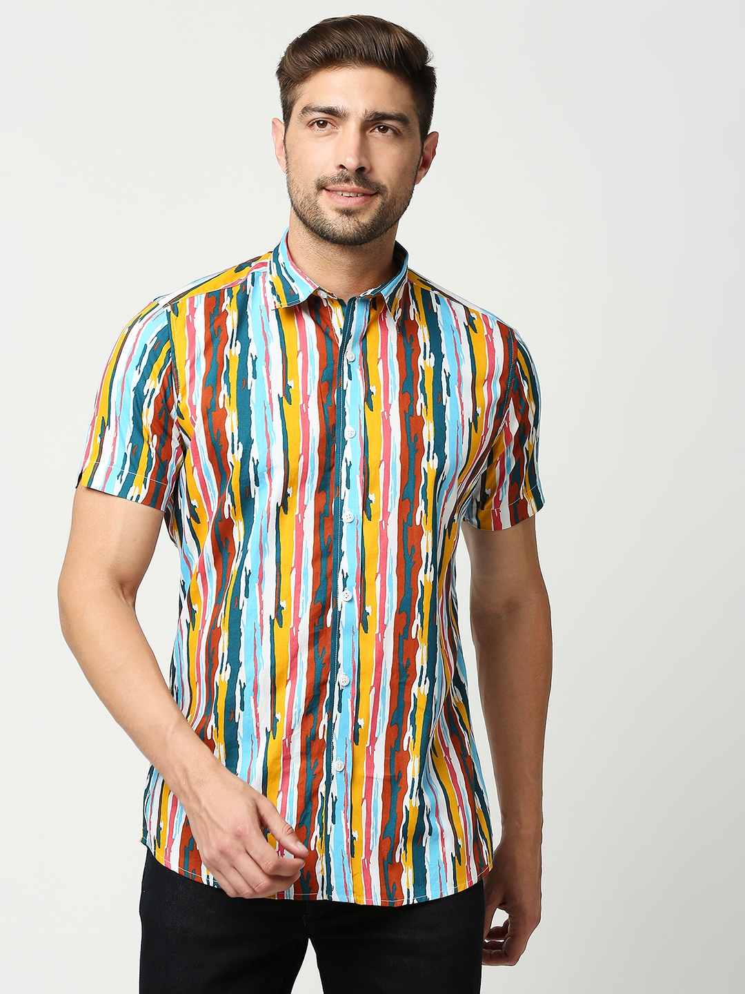 EVOQ | EVOQ's Unique Verticle Striped Multi-colour Printed Half Sleeves Cotton Casual Shirt for Men