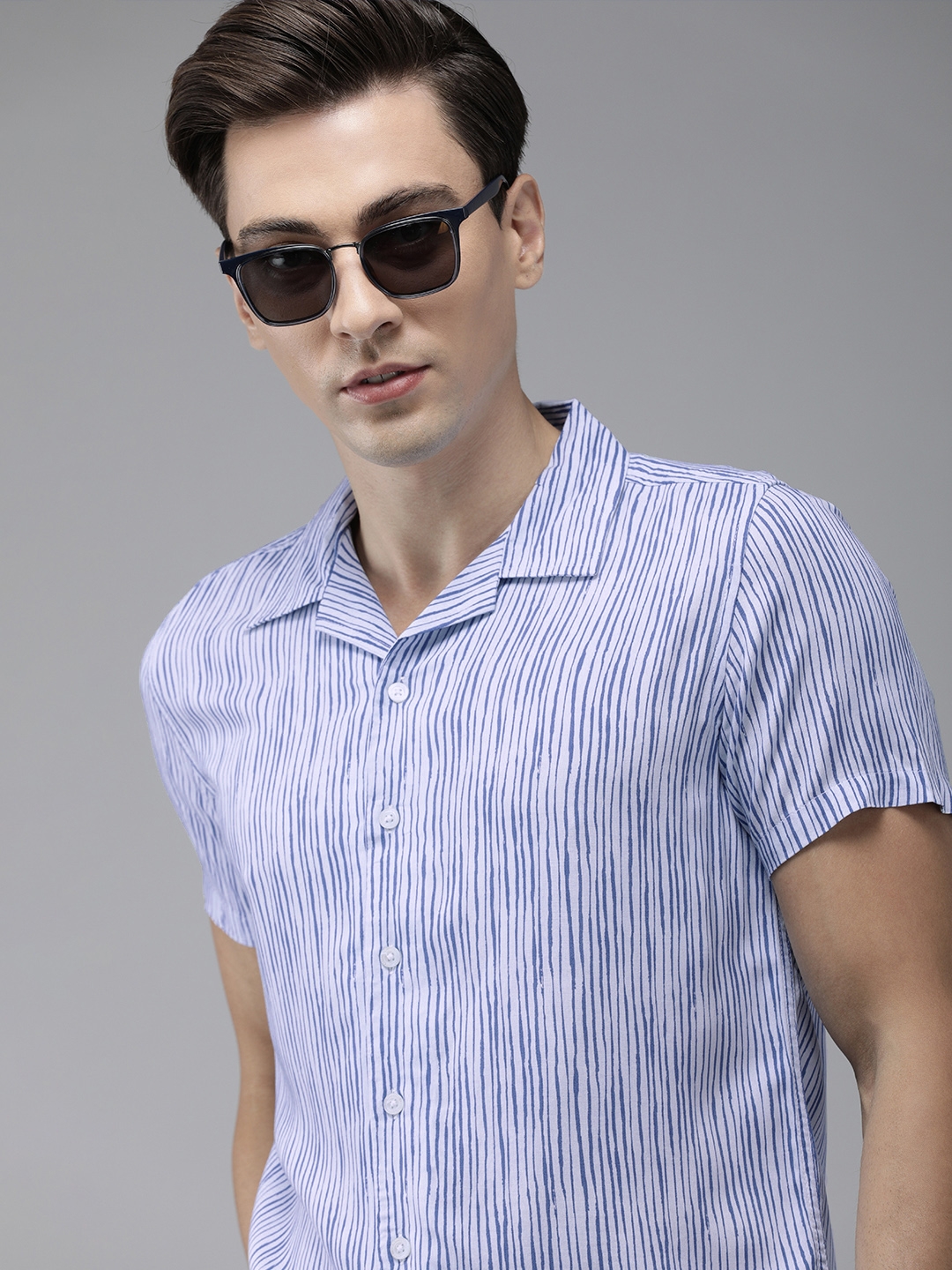 The Bear House | Men White & Blue Slim Fit Striped Casual Shirt
