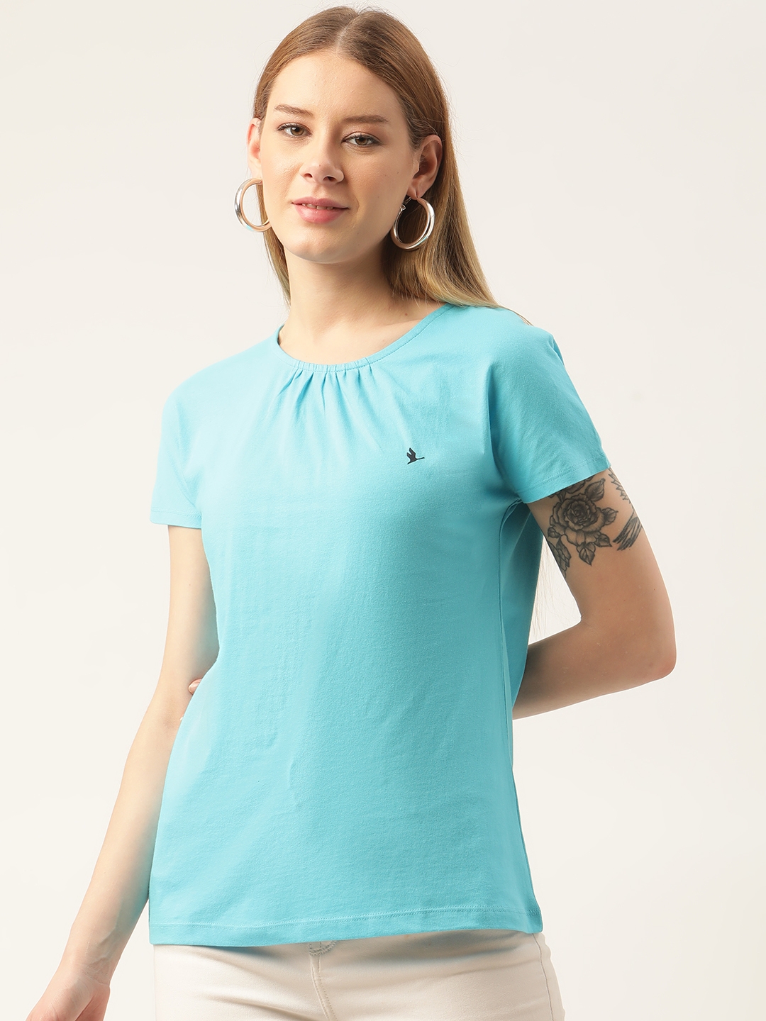 Am Swan | Blue Solid Round Neck Tops