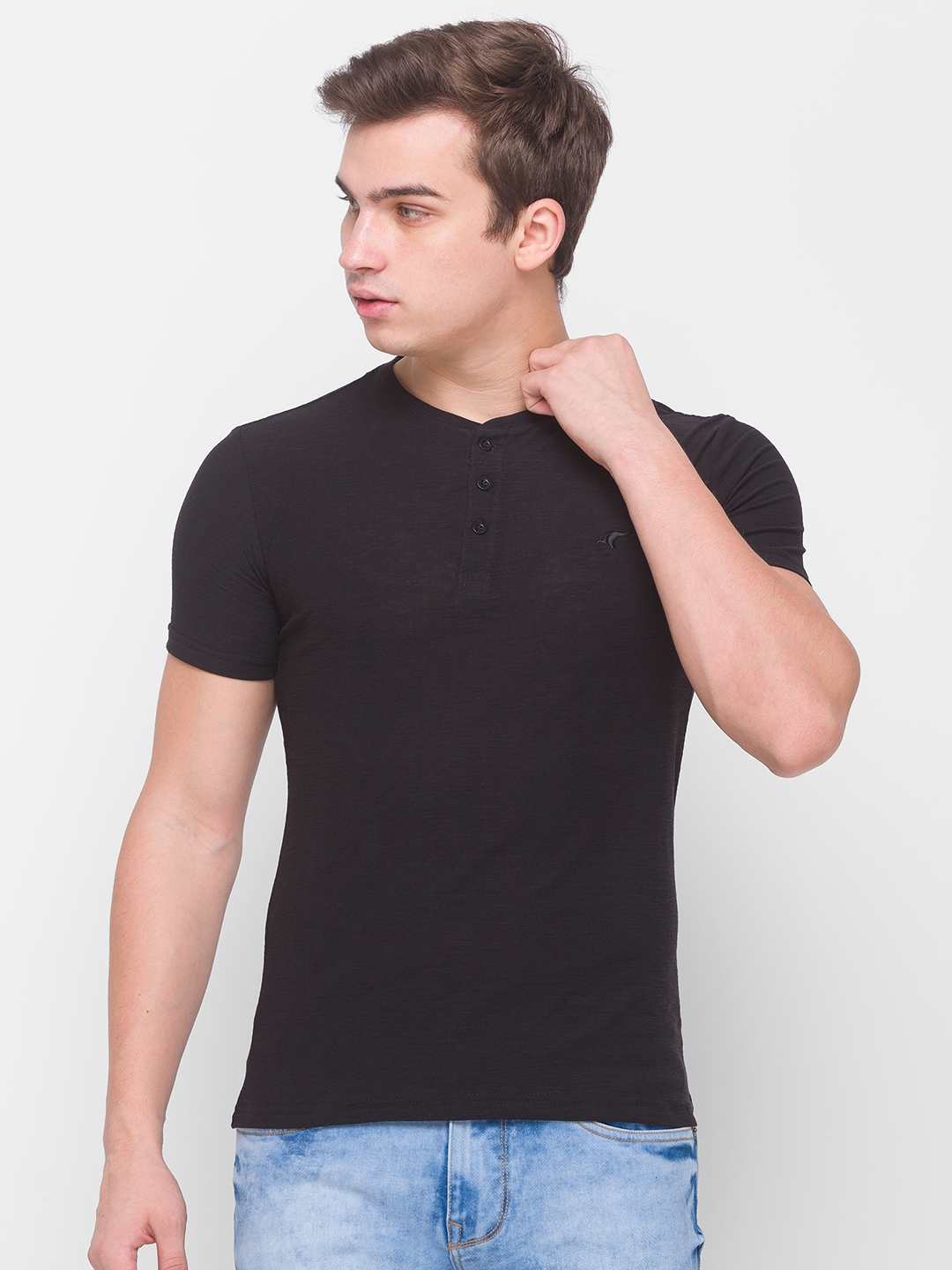 globus | Black Solid T-Shirt